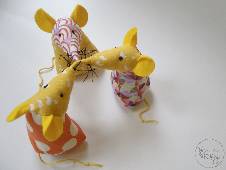 mice softies . veni vidi vicky 01