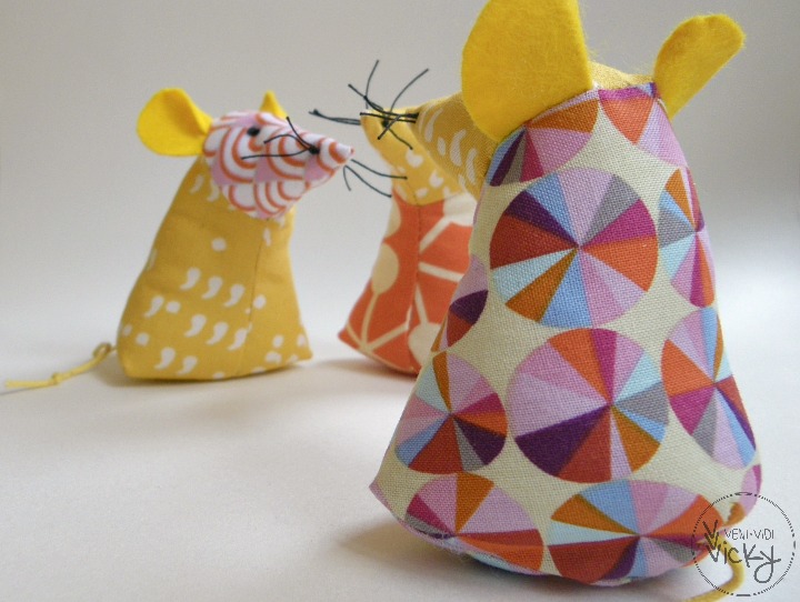 mice softies . veni vidi vicky 05