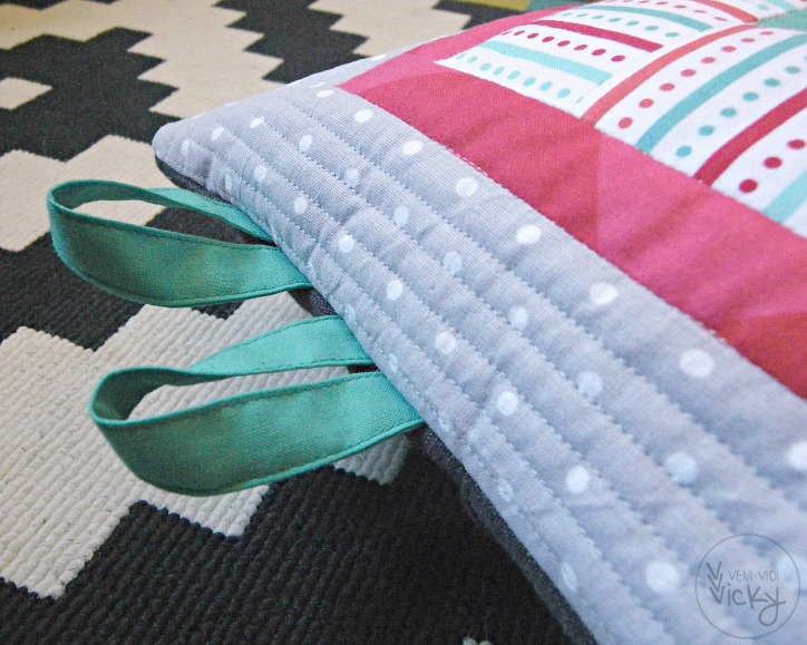 Paper Plane Pillow | veni vidi vicky